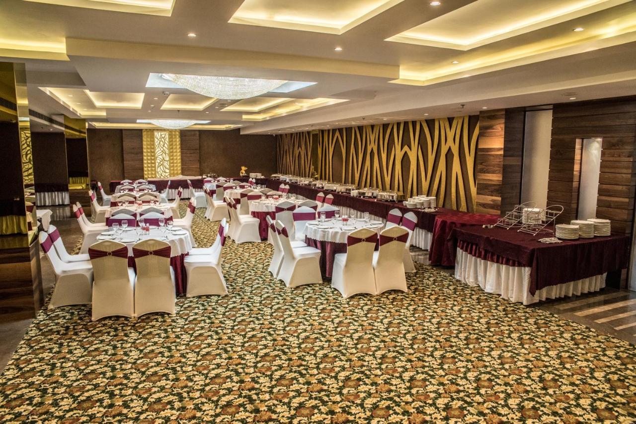 Regenta Central Amritsar Luaran gambar