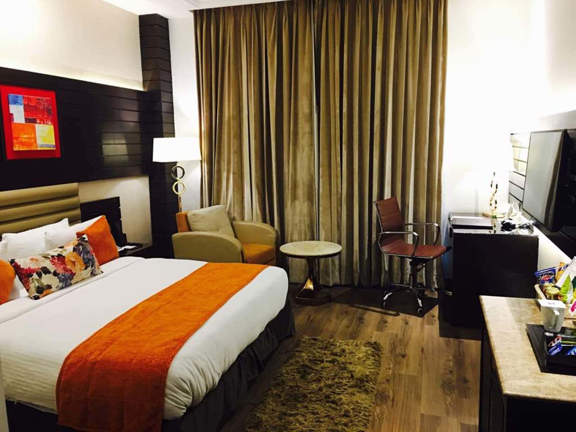 Regenta Central Amritsar Luaran gambar